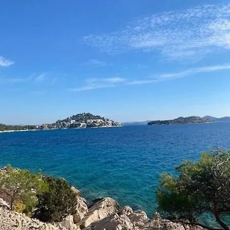 Nicky I * Βόντιτσε